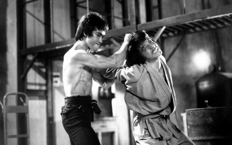 CA.Dragon.0508.An Unfriendly Adversary feels the wrath of Bruce Lee in this scene from the Warner Bros. adventure film, "Enter the Dragon." Also starring John Saxon, Jim Kelly and Ahna Capri.Photo/Art by:Handout